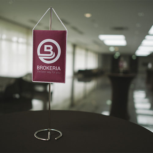 Brokeria - Sprostredkovateľ pre lepšiu budúcnosť